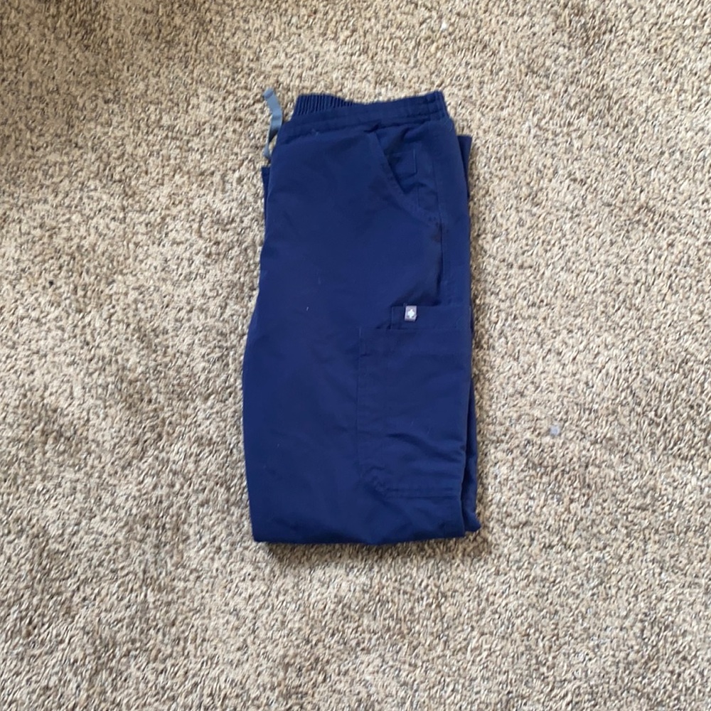 Figs navy Yola scrub pant M
